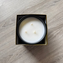 Afbeelding in Gallery-weergave laden, Rituals | The Ritual of Dao Lotus Secret White Lotus &amp; Yi Yi Ren Scented Candle XL Kaars Geurkaars 1000 gram
