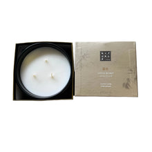 Afbeelding in Gallery-weergave laden, Rituals | The Ritual of Dao Lotus Secret White Lotus &amp; Yi Yi Ren Scented Candle XL Kaars Geurkaars 1000 gram

